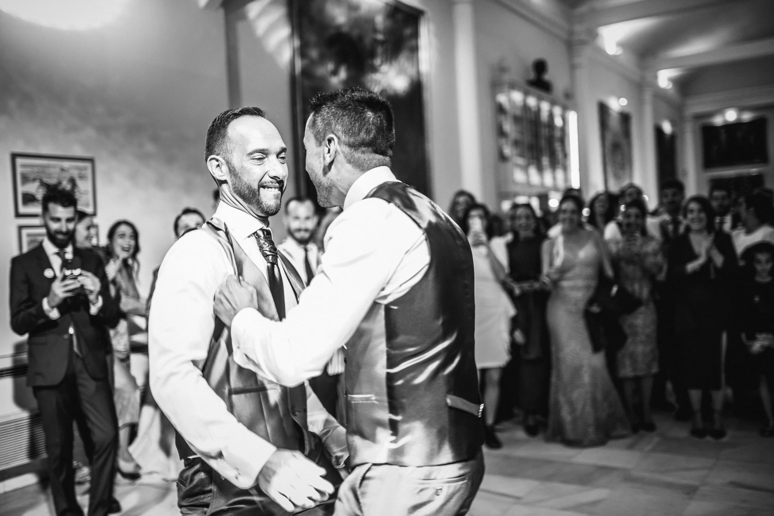 El primer baile, en blanco y negro